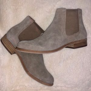 Dolce Vita Booties